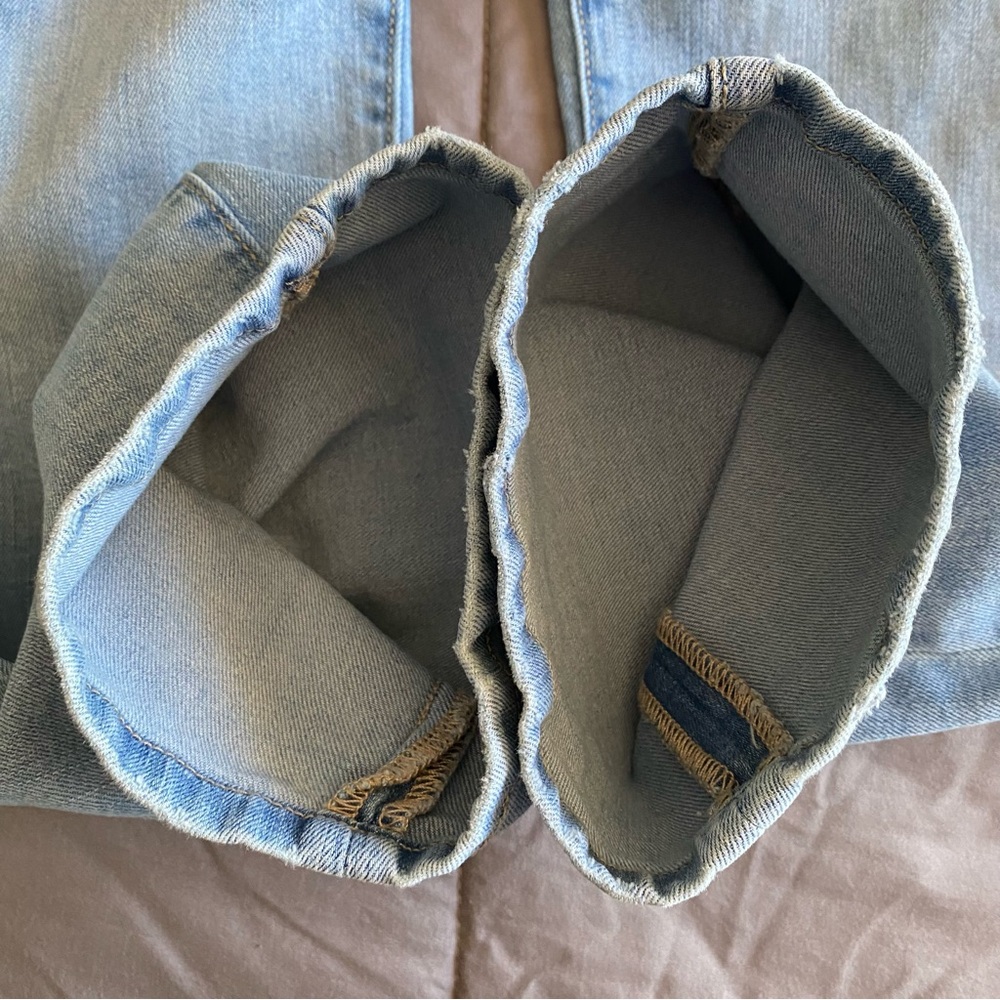 St. John’s Bay Size 14 Straight Leg Light-wash Denim Jeans High Rise Stretch - Picture 6 of 16
